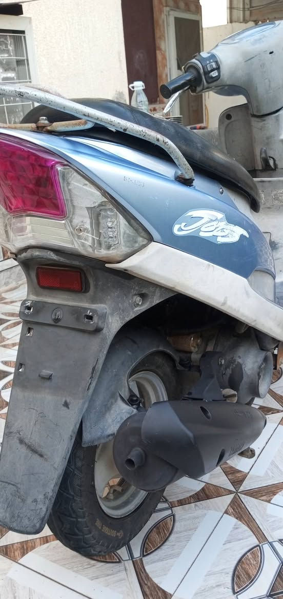 سلام عليكم دراجه ماكس منغولي للبيع ما صارله فتره من طالعه من المعرض وكامت عدي وجفتته ومكينته ناعمه نكره سلف تشتغل والكفرات مختمه دراجه نضيفه وبلاديه وماعايزه شي سعر 750 وبيه مجال شي بسيط هذا رقمي ***********
