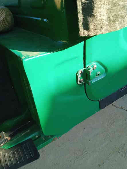 سلام عليكم تكتك للبيع موديل 21 اوراق   ب 6 ونص وبيه مجال شراي يتصل ***********
