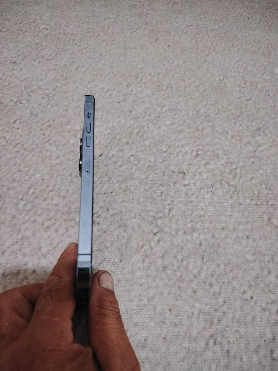 سلام عليكم ايفون 13برو ماكس جهاز كفاله من كلشي حته من الزلغ ذاكره 256بطاريه 81بلاد لون بحري السعر650 مكاني البصره حي المهندسين ***********
