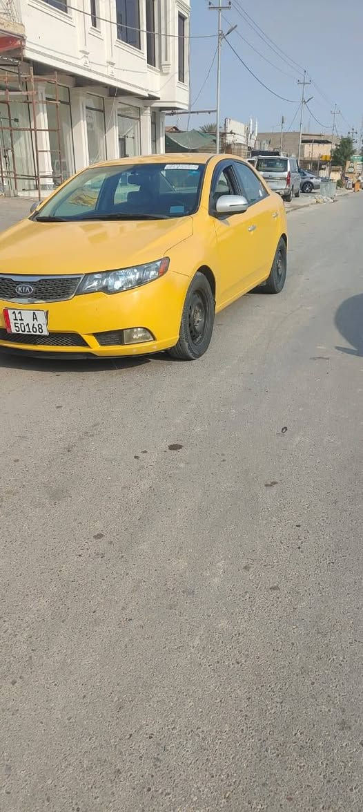 السلام عليكم   فورتي 2013 وارد امريكي رقم بغداد باسمي تحويل ثاني يوم حادثهة جاملغ امامي مكينه وكير وحداديه خير من الله مكينه 2000 دوش لمرغوب منضومة زنون كامله تايرات جدد سياره خير من الله سعره 90 وبيه مجال لشراي  مكاني بغداد ***********
