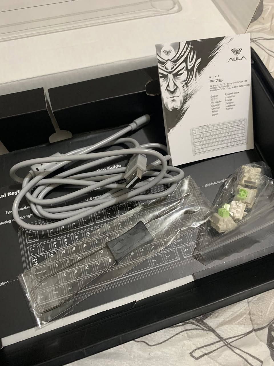 ￼ ‏كيبورد F75￼ للبيع


**إذا كنت صاحب هذا الإعلان وتريد حذفه لأي سبب، رجاءا أرسل رسالة إلى الدعم الفني**