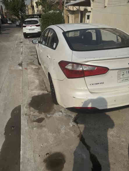 السلام عليكم سيراتو 2016 خليجي بيها صبغ بالجاملغ الخلفي وبيها طخه خفيفه بالباب الوره الصدر شادلها منضومة غاز خير من الله السعر 115وبيها مجال للاستفسار ***********
