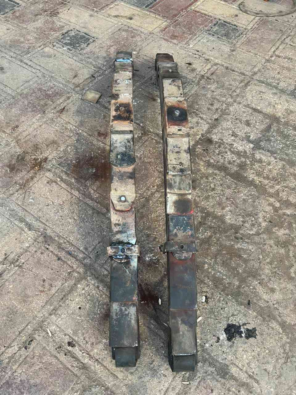 البيع زوج سبرنكات هينو سوبر انكر امامي سعر ٢٠٠ التصال عله رقم ***********
