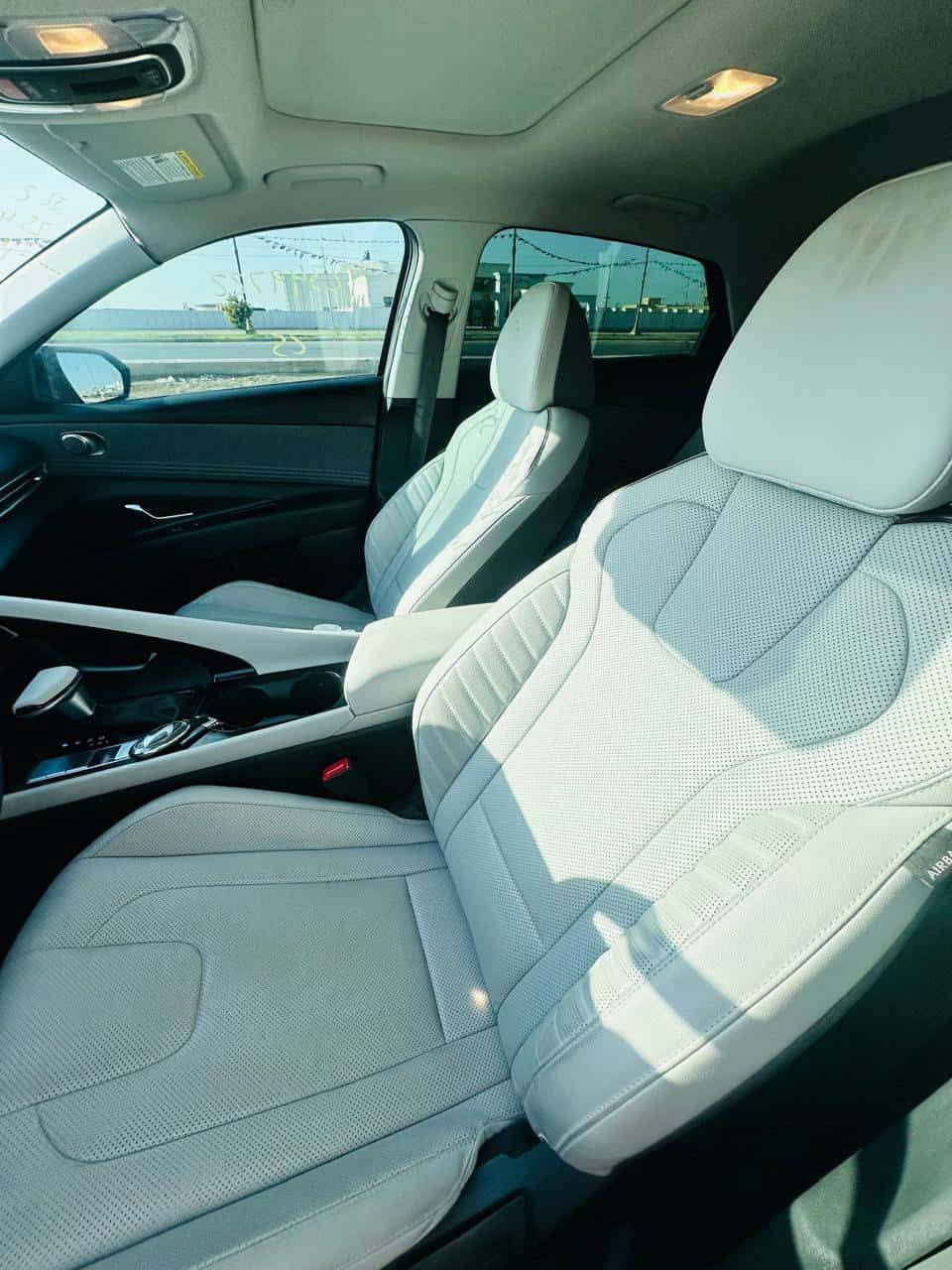 السلام عليكم 

النترا هايبرد 2023 امريكي حادث جاملغ بدون دواخل  وحافه الباب مصلح بارد جاملغ تبديل بلادي 

السياره بسمي تحويل ثاني يوم

فول موصفات

مواصفات لمتد limited

١-بصمة تشغيل ابواب وصندوك. (بصمة ابواب لمس)

٢-فتحة سقف ( سلايد روف )

٣-محرك 1.6

٤-كاميره  خلفية دوارة

٥-رادارات 360 درجة ( امامي جانبي خلفي ) تمنع التصادم الامامي والجانبي والخلفي

٦-التحذير عند فتح الباب

٧-تحكمات ستيرن 4 جهات

٨-دشبول شاشة 4 وضعيات للعدادات

٩- 3 وضعيات قيادة ( عادي سبورت ذكي )

١٠- مثبت سرعة ذكي ( التحذير عند مغادرة المسار )

‏١١-Auto Hold التوقف لفترات قصيرة

١٢-الهاند بريك بصمة

١٣-شاشة بلازمة حجم كبير لمس تدعم نظام الابل كار بلي والاندرويد اوتو بدون كيبل يربط التلفون واير ليس و GPS

١٤-شحن واير ليس

١٥-ويل كب ١٧ مميز

١٦-نظام الصوت Bose عدد السماعات 8

١٧-تشغيل عن بعُد

١٨-اشاير بال مري

١٩-اضواء ترحيب عند الاقتراب

٢٠-لايت لد 3عدسات وسكنات لد

٢١-كشنات جلد السايق كهرباء

٢٢-نقطة عمياء

٢٣-تدفئة/ تبريد بالكشنات

٢٤- لد متغير الالوان 12 لون على طول الدشبول

٢٥- كير اوتماتيك و S عادي

٢٦-تحديد مسار وقيادة ذاتية  ورادار امامي

٢٧- مانع انزلاق
***********

للاتصال
سعر ١٦٠بي مجال 

عنوان بغداد حي جهاد
