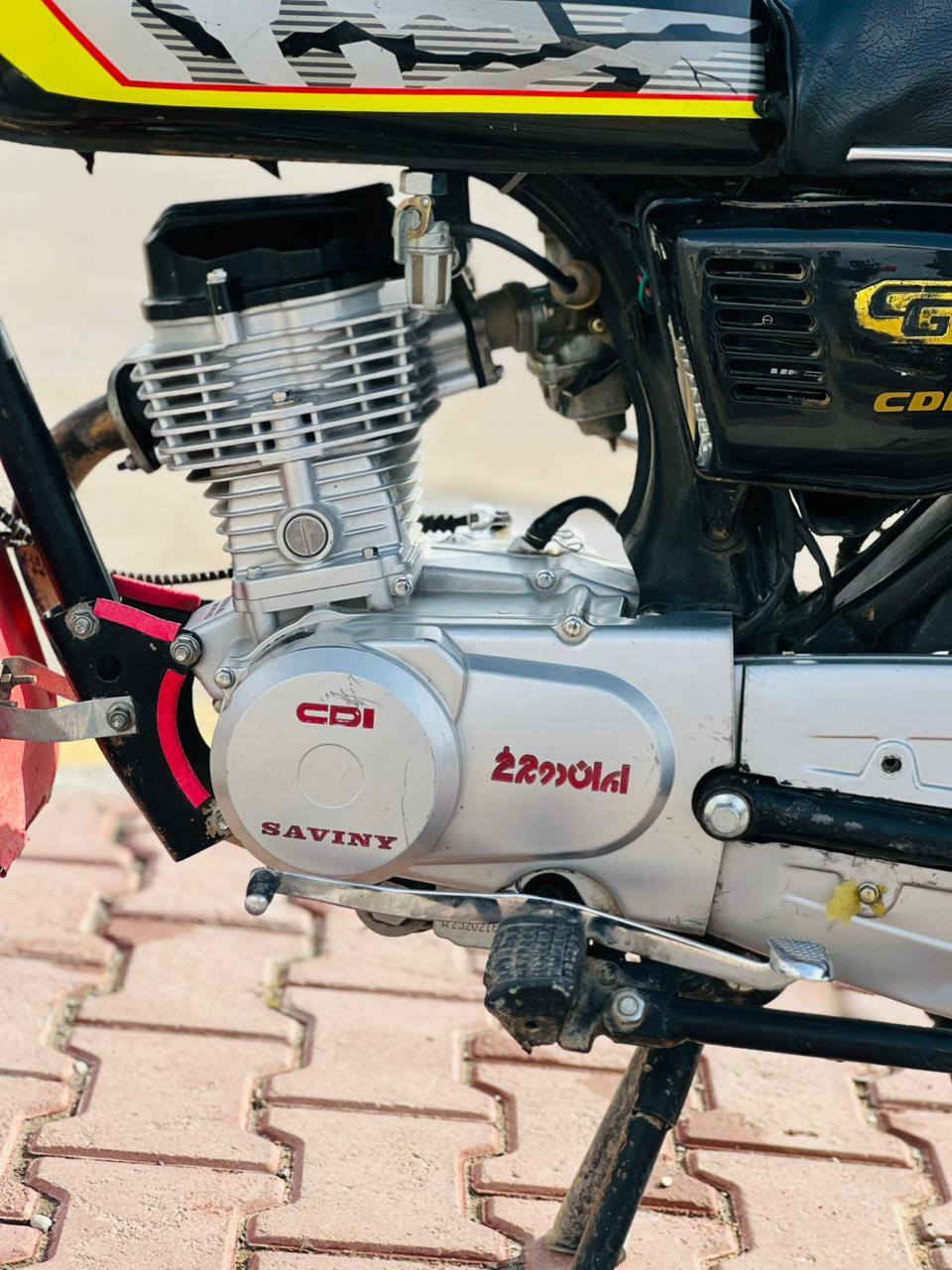 سلام عليكم ماطور للبيع موديل 2023  السعر 450 الف بي مجال تلفوني ***********
