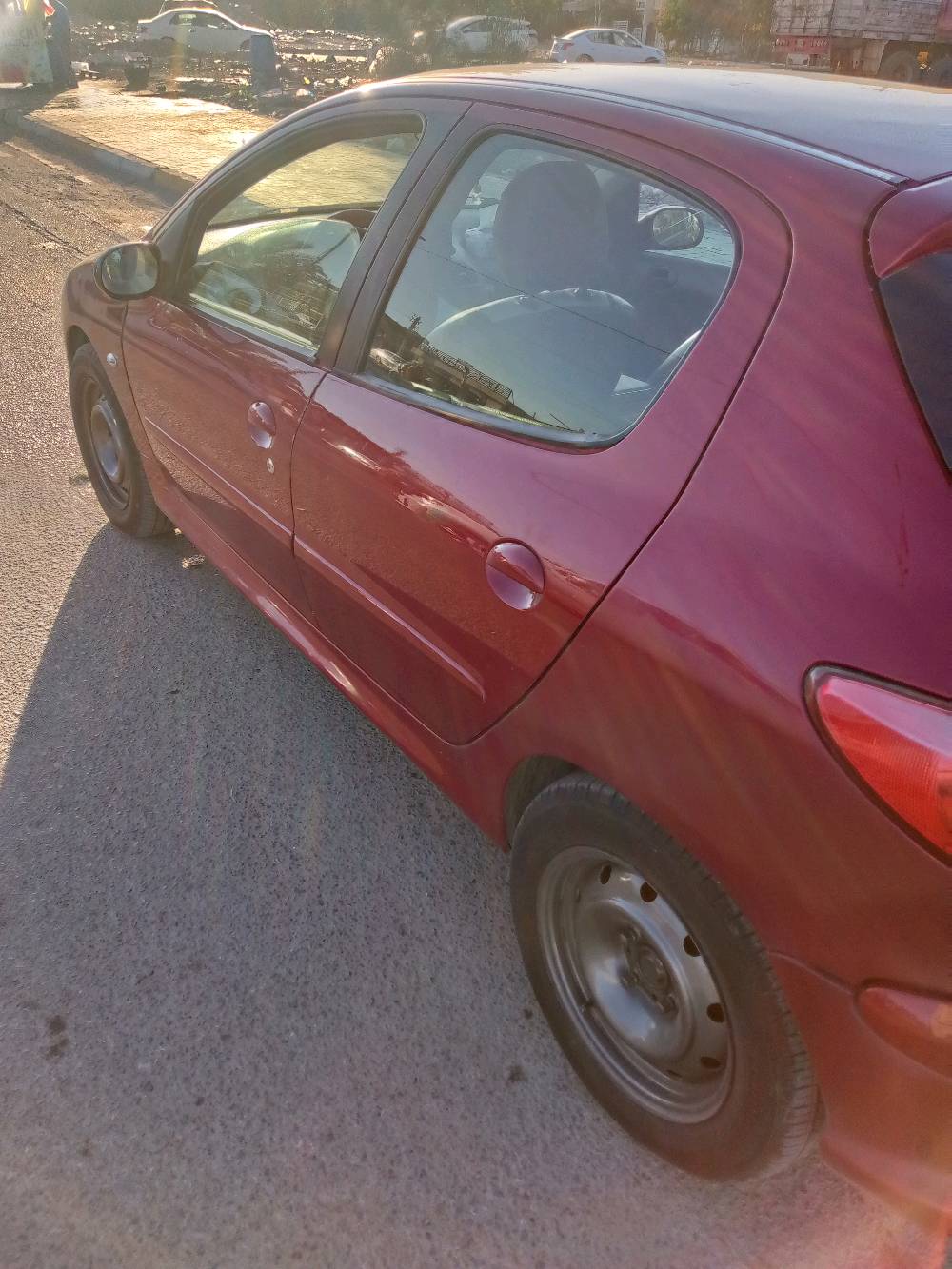 بيجو للبيع كير محرك نضيف بسمي سنويه شاشه كامره تبريد شغال سعر 43 وتصال ***********