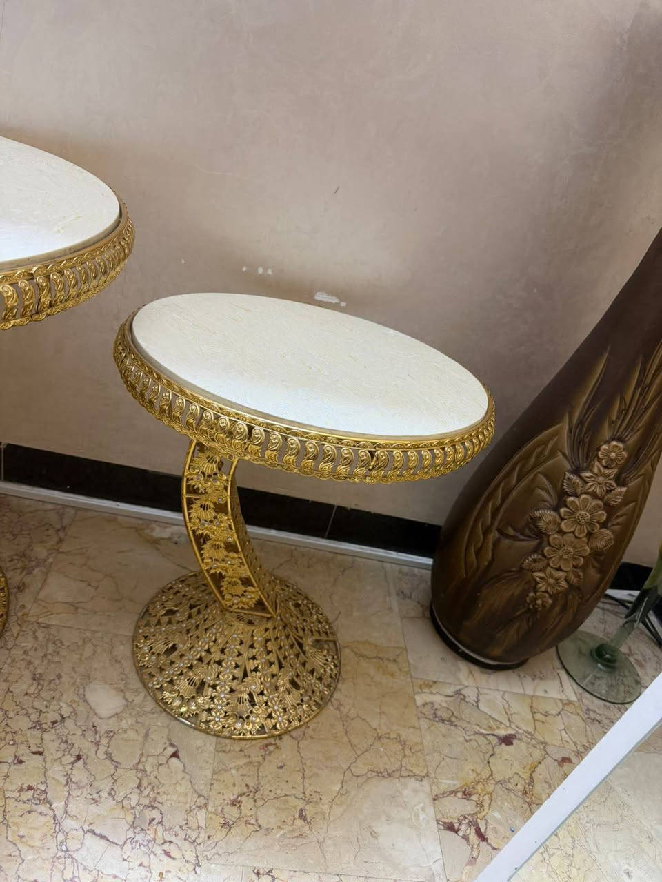 سيت طبلات  ٣ قطع  ( ٢ وسط ١كبير) نضيفات   الواجهه مرمر
للاستفسار على الرقم ***********
