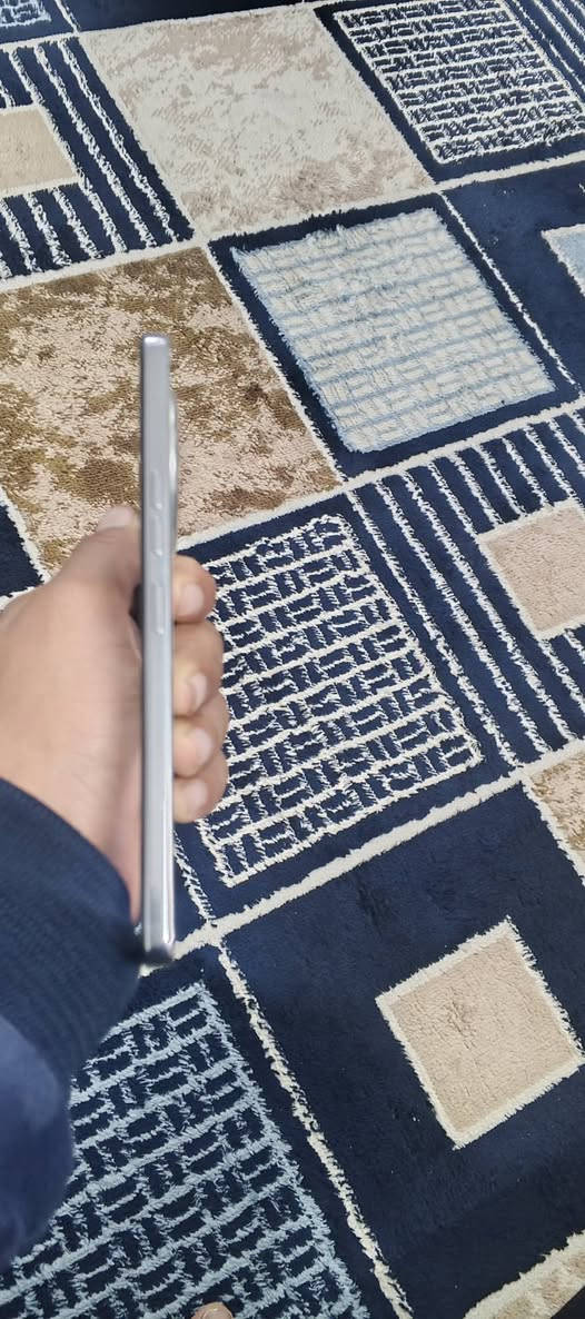 تكنو كامون 30
ذاكره: 256
رام: 16
معالج الشاشه: 120H
جهاز كلش حلو ونضيف 
عوزه بس شاشه شاشته شغاله حاليا 

السعر 110 

مكاني موصل جانب الايمن


**إذا كنت صاحب هذا الإعلان وتريد حذفه لأي سبب، رجاءا أرسل رسالة إلى الدعم الفني**