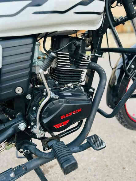 دراجة دايوان السعر مليون ونص؟؟  جبلي رقم وسنويه بأسمي ثاني يوم احولك دراجه خير من الله ماشيه 6 الف اخت الزيرو ما مشتغله دلفري ابد ولا شايفه صندوك 
رقمي *********** بي واتساب 
***********
اتصل وبيك خير وادلل
غير متوجد على فيس مستعجل على بيعته مطلوب قصد الله شاهد
