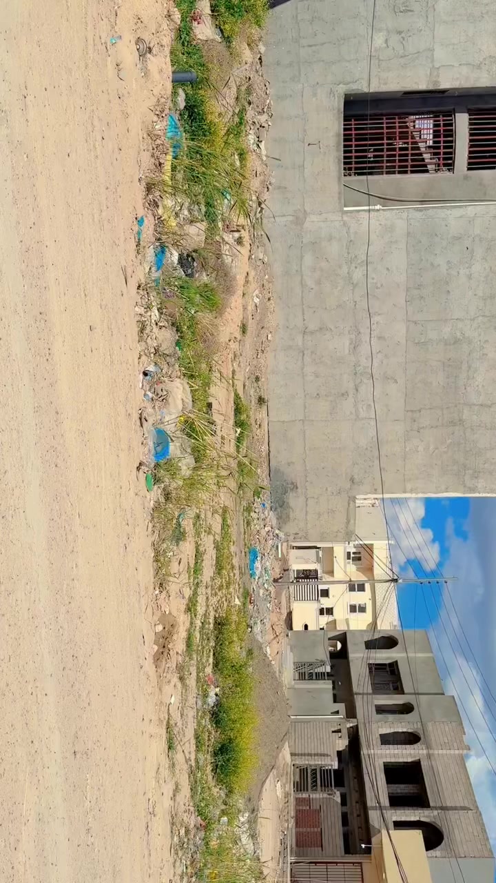 #للبيع تجاري مميز ركن بطحي بسنتر سوق التوحيد
للاستفسار
***********
