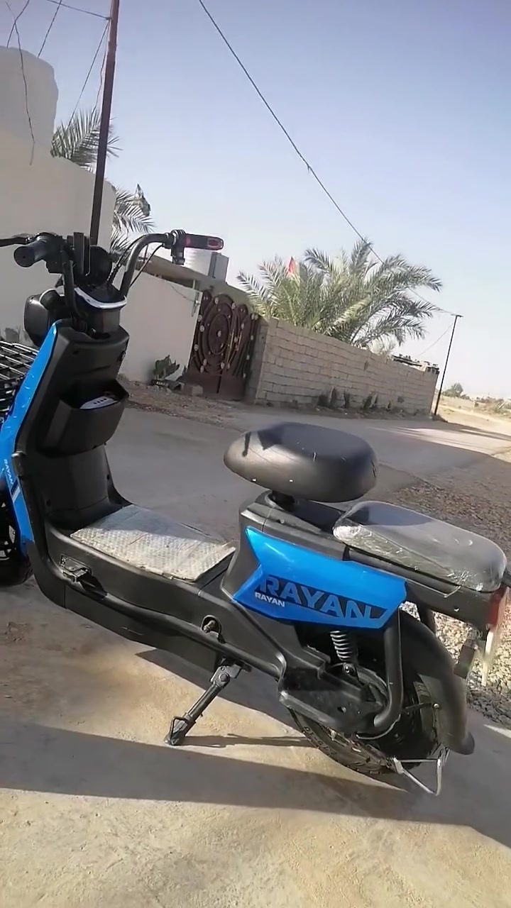 السلام عليكم بايسكل شحن للبيع حجم ١٤ البايسكل فول نضافة بطاريات جدد اعقلي جديد مكاني ديالة العنبكية ناحية السلام السعر ٢٧٥ وبي مجال رقم الهاتف ***********
