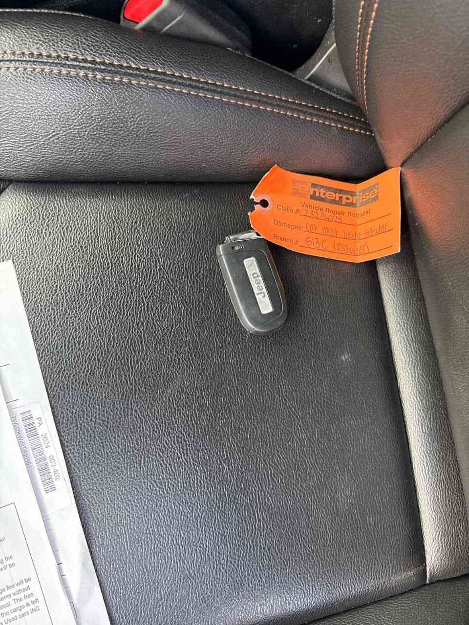 JEEP compass LIMITED 2024
مشحونه مباشر للعراق
#السعر 86 ورقه داخل الميناء بدون تصليح بدون كمرك
للأستفسار الاتصال على الرقم التالي
*********** اتصال أو واتساب
