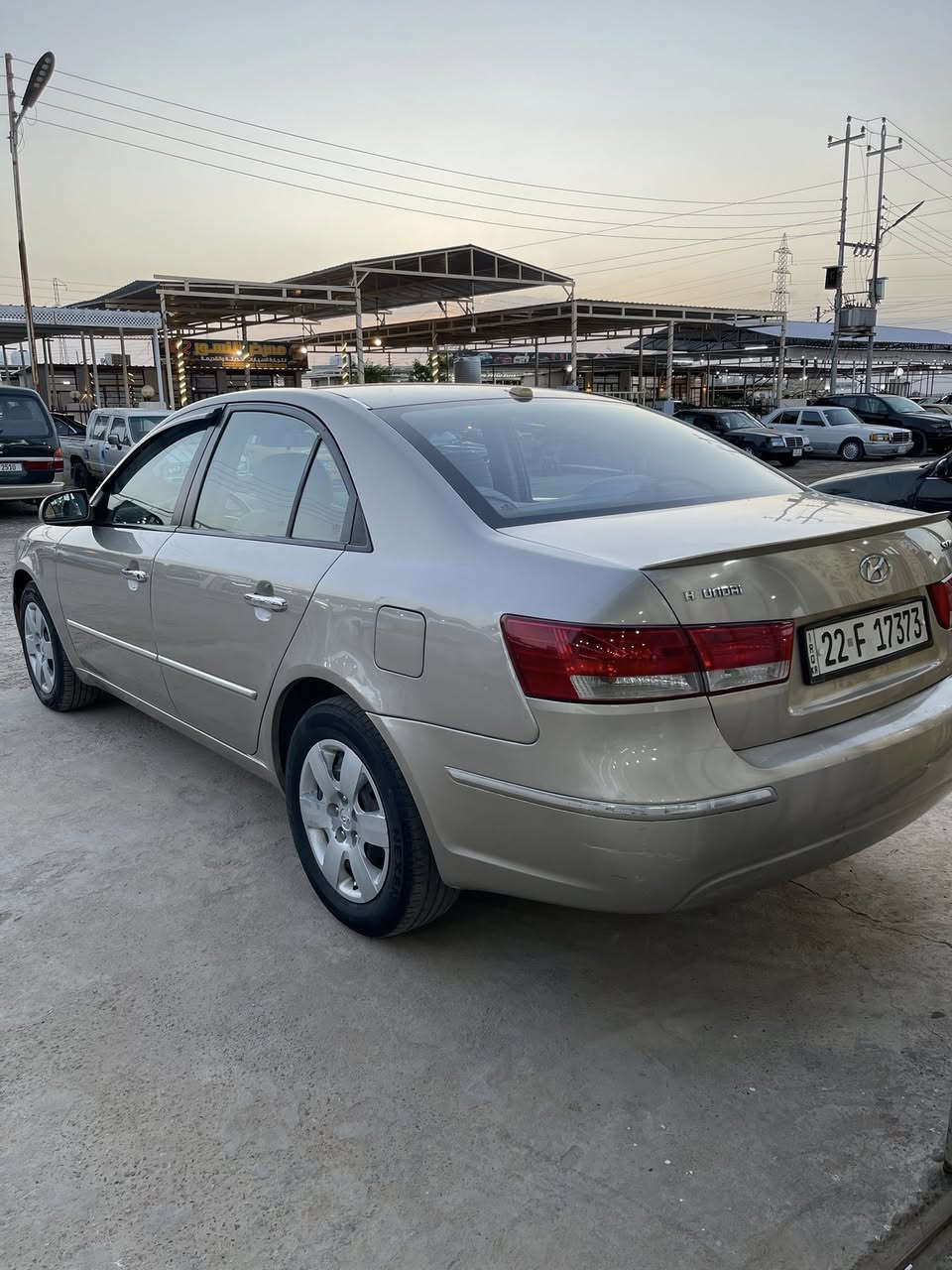🚗 سوناتا موديل 2008 خليجي للبيع 🚗

✔️ محرك 2400  – 4 سلندر  
✔️ كير ومكينة بحالة ممتازة (المكينة جديدة مشدودة)  
✔️ تبريد ❄️ وتدفئة
✔️ السيارة خليجية  
✔️ بدون ضرر السيارة

💯 كفالة عامة ماعدا شبر بالجنطة صبغ 

💰 السعر:118  

📞 للتواصل: ***********  
مكان السيارة ديالى يرهم بيع مراوس
