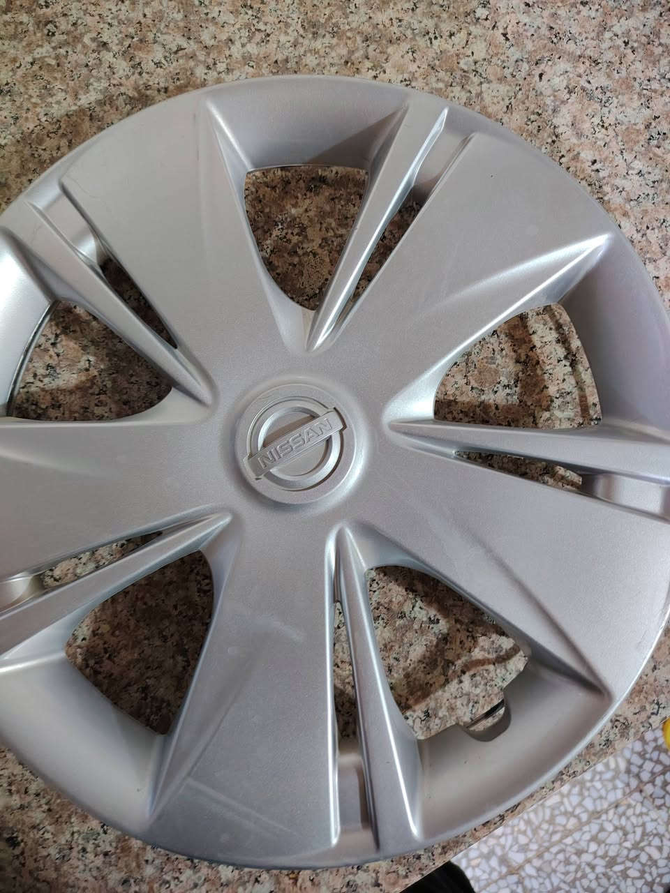السلام عليكم كبات نيسان سني نضاف
سعر قيم بل يرضي الله
مكان نجف ***********
