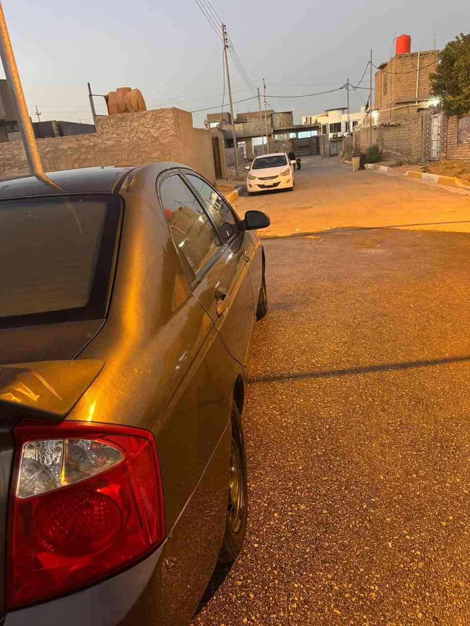 السلام عليكم
كيا سبكترا موديل 2006. مابيها تبديل  ولا قطعة صبغ بالجاملغ الامامي جهة السايق بيها جراد ما واضح بالصور بنيد وقمارة وجنطة
مكينة كير كفالة  حجم المكينة 2000 تبريد شغال حدادية ممتازة
تايرات نضيفات مي زيتي دهن درجة اولى كهربائيات ممتازة 
رقم كربلاء سنوية لغاية 2028
مكاني كربلاء
السعر 73 بيها مجال
***********
