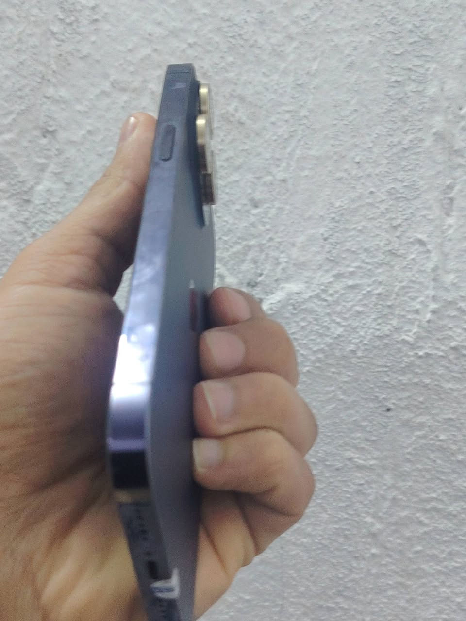 السلام عليكم اهم شي الصدق بنشر وبالمعلق ايفون 14 برو ماكس ذاكره 256 بطاريه 84 لامفتوح ولابي شخط نضافه 100٪ كفاله ضمان 5 ايام المراسله واتس اب *********** فقط او اتصال ع الخط السعر 975 بي مجال بسبط مكاني المحموديه
