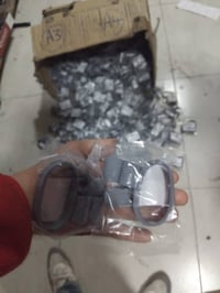 بكر سحب جلد A4 • يناسب معظم الطابعات • يقلّل تعليق الورق