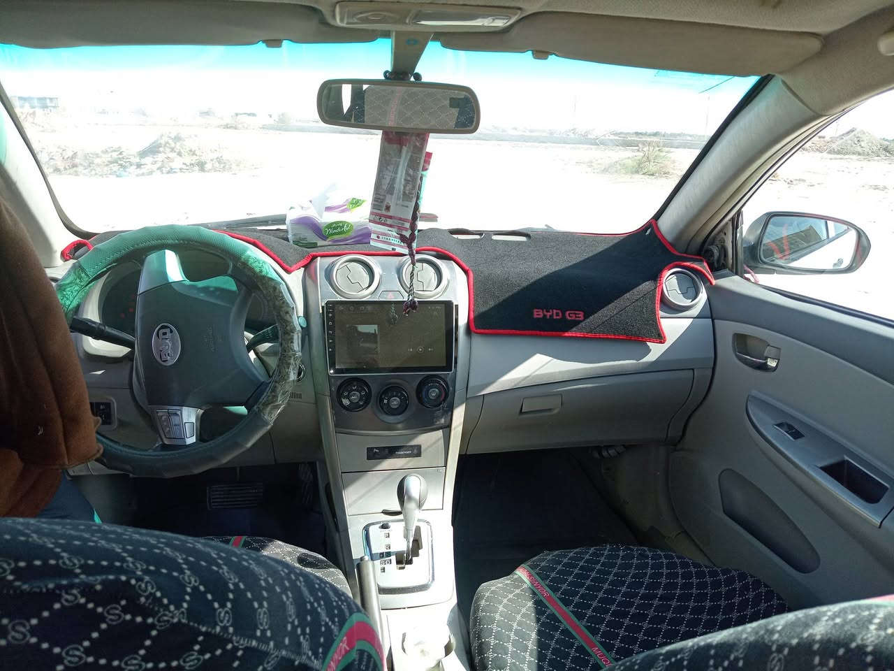 سلام عليكم  بي وادي جي ثري موديل 2013 خويه السياره محرك وكير  واتو وضفيره  جدد سياره على بصمه شتغل  حداد ٧٠ب ١٠٠ تراك البصره ما عيزه شاشه حساسات باتري جدد توير جدد عوزهه بس دبلت الخلفي تعبانات رقم الماني المثنى مكان السماوه الناحيه سوير سعر 45بيه مجال بيع مستعجل شراي هذارقمي مراوس عادي ***********
