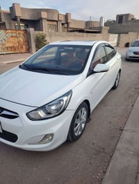 سياره اكسنت ٢٠١٢سياره فول مواصفات اسلايت ٥ويل كب رقم بغداد. الماني  ال...