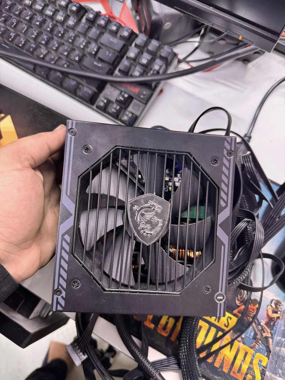 تحية طيبة شبابنا 
باور سبلاي 750W+80plus gold full modler السعر ٧٥ الف 
باور سبلاي MSI MAG 750W+80Plus السعر ٧٠ الف 
متوفر توصيل لكافة المحافظات


**إذا كنت صاحب هذا الإعلان وتريد حذفه لأي سبب، رجاءا أرسل رسالة إلى الدعم الفني**