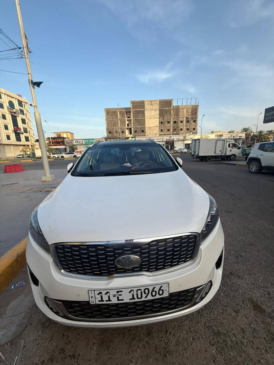 سورنتو 6 سلندر خليجي 2019 
السيارة كاملة ماشية 77 الف 
فول مواصفات بنورما 
بيهة بس بارد بالجاملق الامامي 

***********
