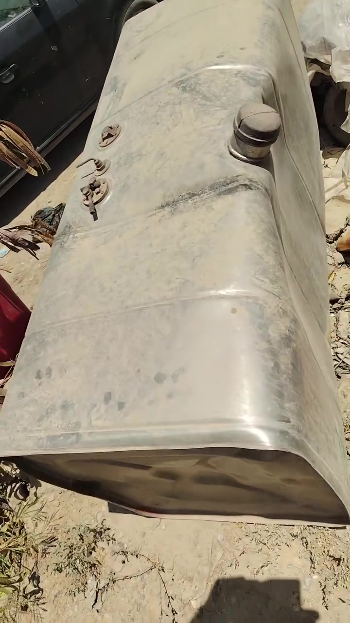 ***********
600 لتر التفاصيل داخل الفيديو
مكانه بغداد
