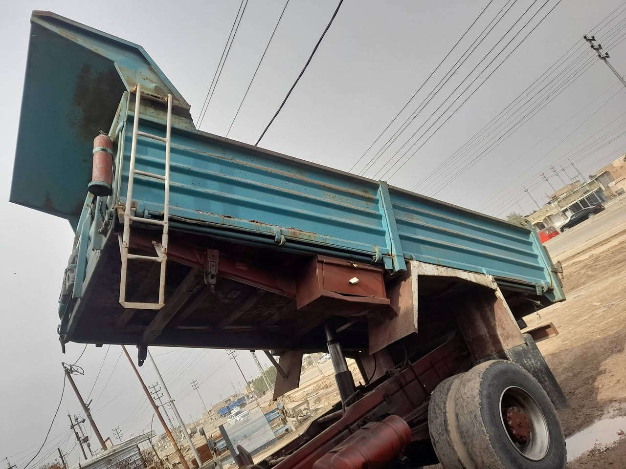 السلام عليكم البيع بدي ابلادي عكعك الاستفسار *********** / ***********
