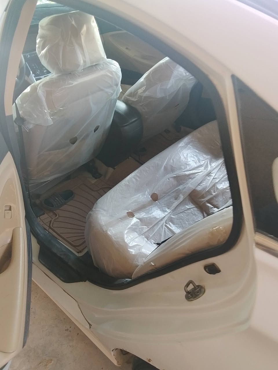 سوناتا 2011بأسمي رقم بغداد خليجي مكينه 2400بيهة اربع قطع صبغ سيارة لا تنقيص ولا  تبخير تدفئة تبريد السعر 100
***********
