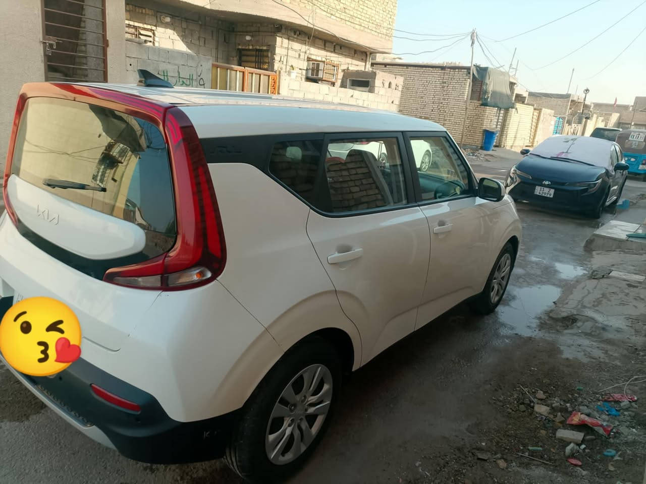 السلام عليكم شباب عندي سياره كيه صول لون الابيض حلوه نضيفه كلشي مابيه جديده رقمه نكليزي موديل 2022 سعره بل قسط بيعه تريد تفضل خاص هذه رقمي بي واتساب ***********
