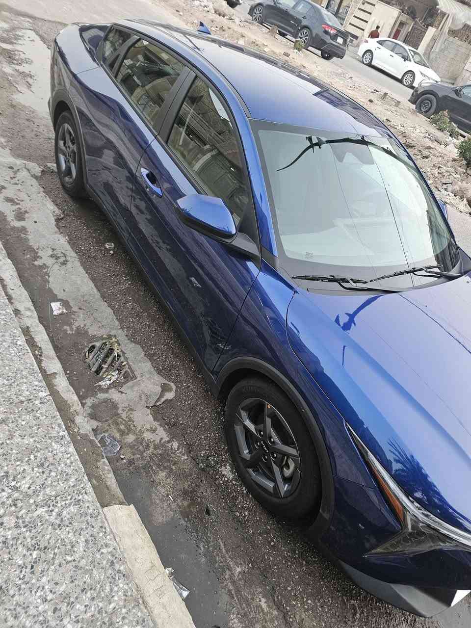 كي فور امريكي موديل 25 نص فول بدون ايرباك بدون شواصي بدون لغد بصمه رادارات امامي وجانبي تشغيل عن بعد المكينة الفين دوش توقيف ذاتي بدون ايرباك ماشي 17 الف السيارة بسمي المنفيس موجوده السيارة بغداد  بنيد مبدل فقط السعر اتصل على الرقم ***********
