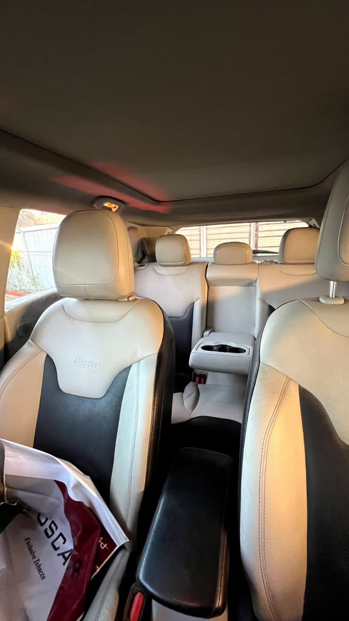 سلام عليكم شباب جيب مديل 18 فول واحد عله واحد حادثهه جاملق وبنيد السعر 150 مكاني بغداد رقم الهاتف ***********
