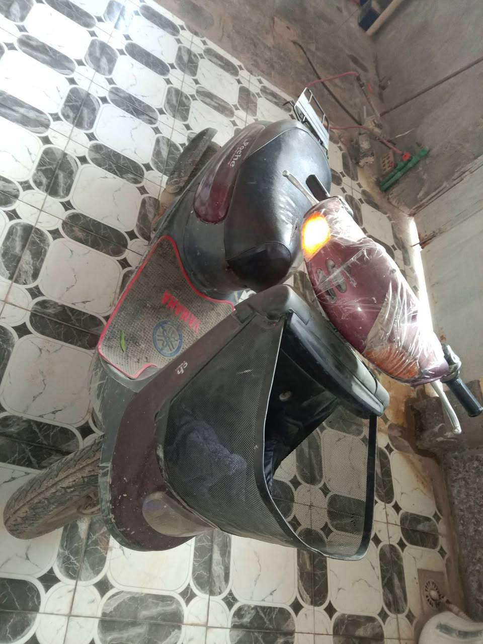 السلام عليكم دراجه منغولي سله كهرئيات شغاله سلف هندر اشاير كله شغاله دراجه نضيفه  فقط تريد باتري شاصي ومكينه وكفرات بلادي 
السعر 350 ***********
