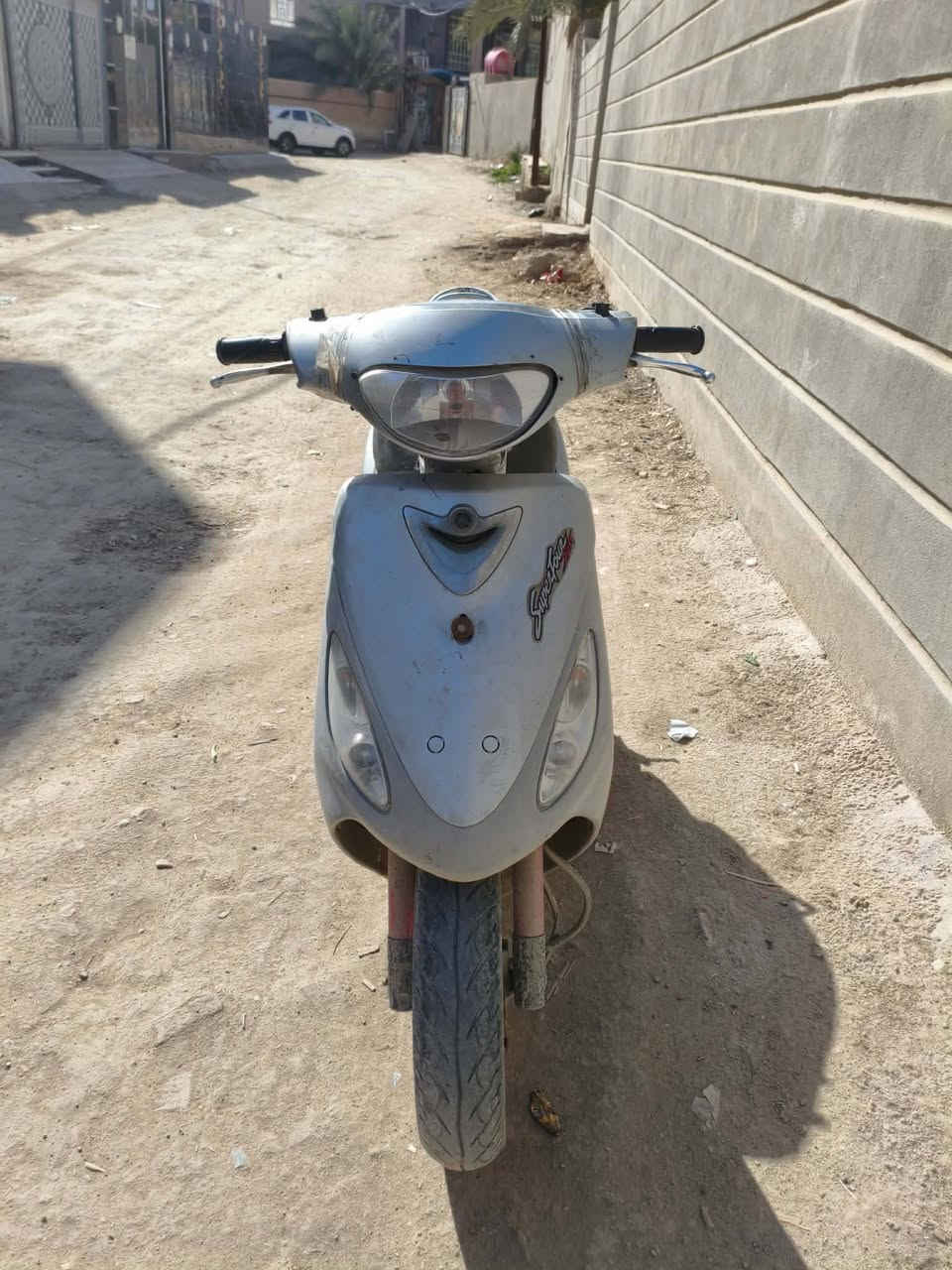 السلام عليكم
للبيع ماكس منغولي دراجه شغاله  كهربائيات كامله سلف هندر عوزه بس باتري السعر ب350وبيه مجال قليل***********
