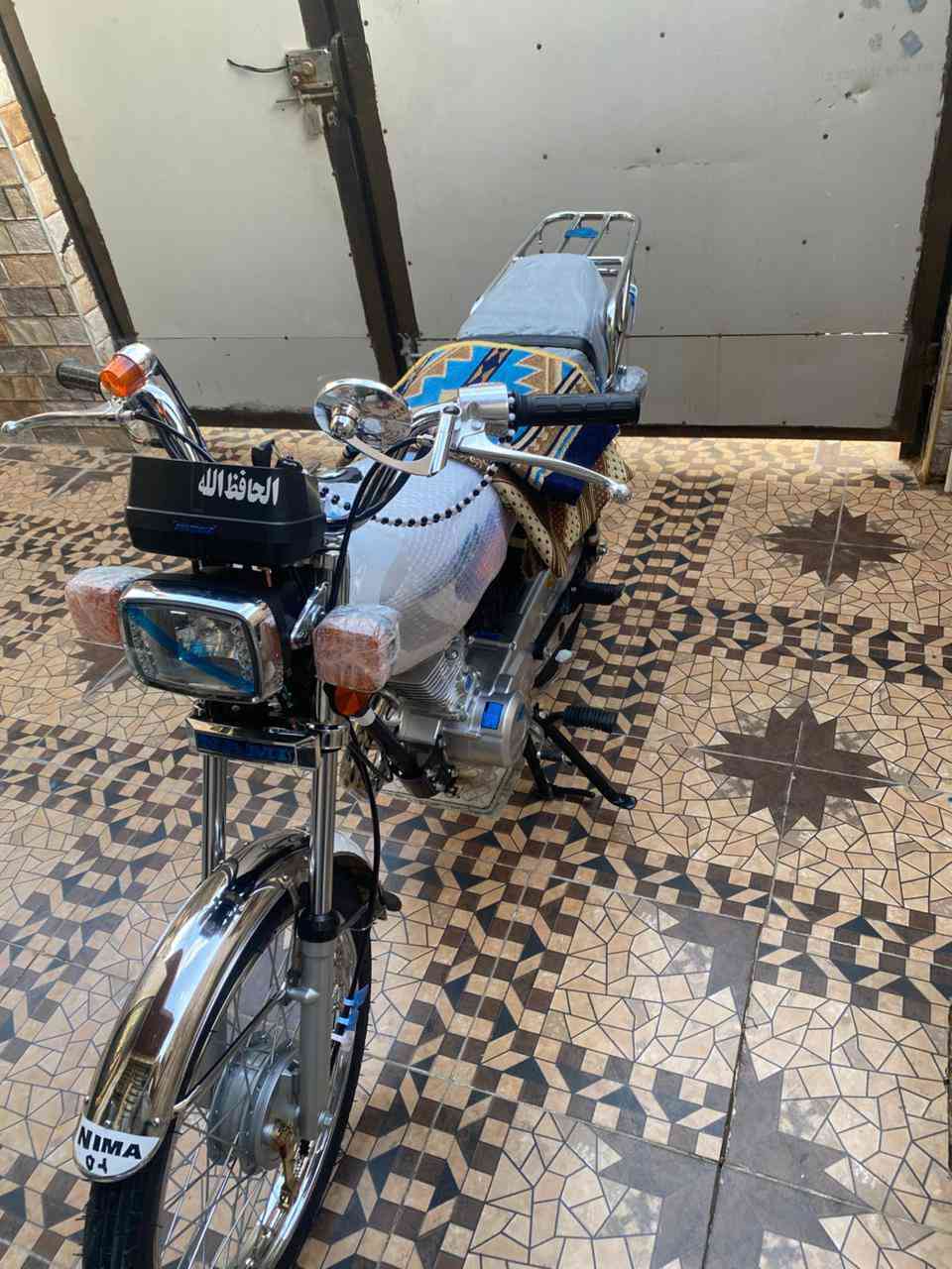 نامه شلامجه تعمير 26 والشاصي 25 أوراق إسكنر
كفاله عامه محرك صارله يومين من ششديته
بعده بدهن الشركه مامسحوكه الدراجه
حله جسر الثوره
رايدهه ب950
***********
