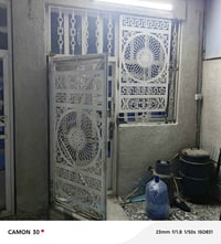 عندي شبابيج وبيبان شغلهن درجه أولى ابو الفتحتين  مستخدمات عددهن ٣ شباب...