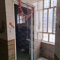 وبركاته  توفر شقه طابق ثاني تحتوي غرفه ومطبخ واستقبال وصحيات شقه نظيف ...
