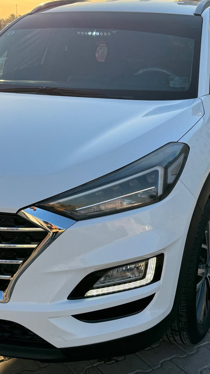 ‏‎السلام وعليكم توسان موديل 2020 كوري اصلي سايد بريك رجل شركه الكاصد مكفول عدا تكحيل خلف باب الصدر غيرها كفالة عامة  فول سياره عدا بنراما شاحن وايرلس لايت 5 عدسات ودوار وي ستيرن حساس امامي خلفي كشنات جلد وكهرباء 2 شاشه كار بلي اصليه وهواي مواصفات بعد بيها السيارة باسمي مكان السياره الكوت مركز المدينه السعر 220  وبيها مجال وللعلم ماشيه 77 سياره حقيقي شرط الفحص  السياره ترهم مراوس عادي حسب القناعه


**إذا كنت صاحب هذا الإعلان وتريد حذفه لأي سبب، رجاءا أرسل رسالة إلى الدعم الفني**