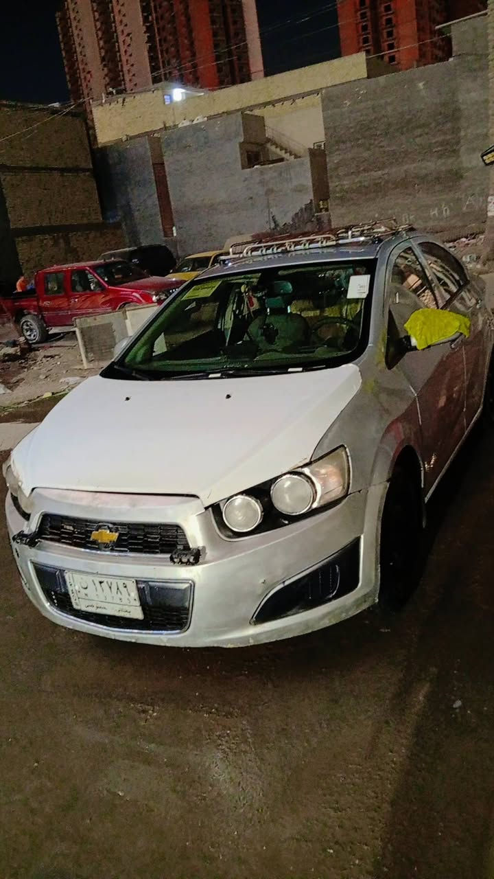 سلام عليكم شوفر ليت سونك 2012 مكينه وكير كورلا عارضهه 55وبيهة مجال مكاني بغداد ***********
