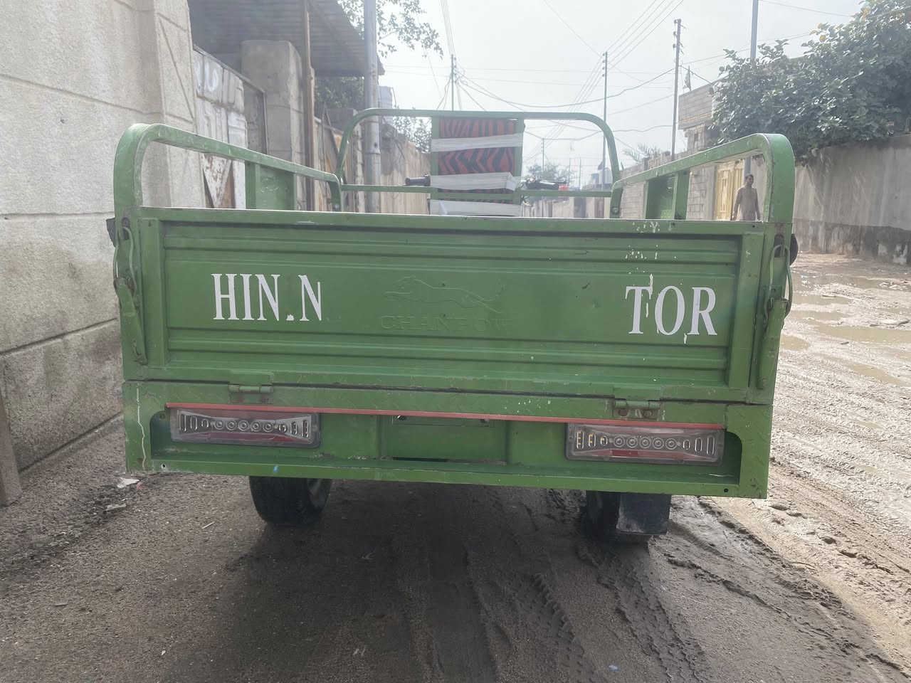 السلام عليكم 
ستوته للبيع 
موديل ٢١  مكينه ٢٣
أوراق 
السعر ١٨٠٠ وبيها مجال 
المكان البصره الزبير 
مكلف بالنشر 

هذا رقم الولد ‭ ٠٧٨٠ ١٤٢ ١١٨٣‬
