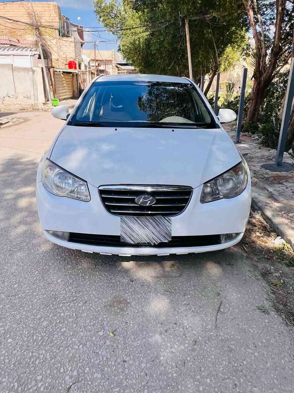 السلام عليكم النترا ادوات كصتين بيه ارقام بابل اصليات 
السياره جديده وجاهزه كير مكينه حداديه كفاله وجديد 
مغلفه كشنات وجاهزه تخم تاير ويل جدد 
السعر 43 وبيه مجال بسيط وسعرها سعر سلفريه 
مكاني نجف 
***********
