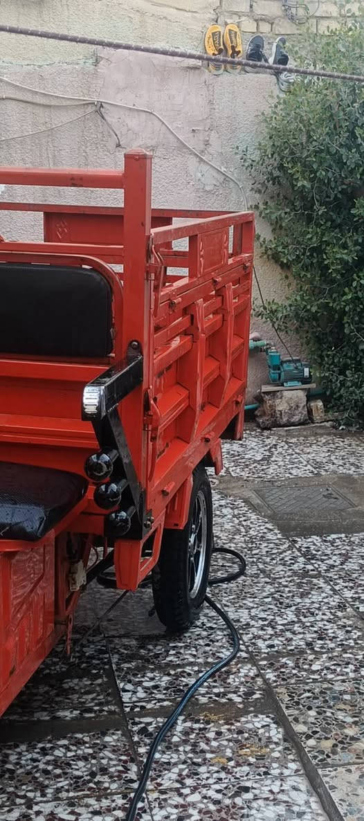 السلام عليكم ستوته شحن للبيع جديد وبتريته نظيفه جدأ سعره 900الف المكان الزعفرانيه قرب حسينيه المام المهدي الرقم***********
