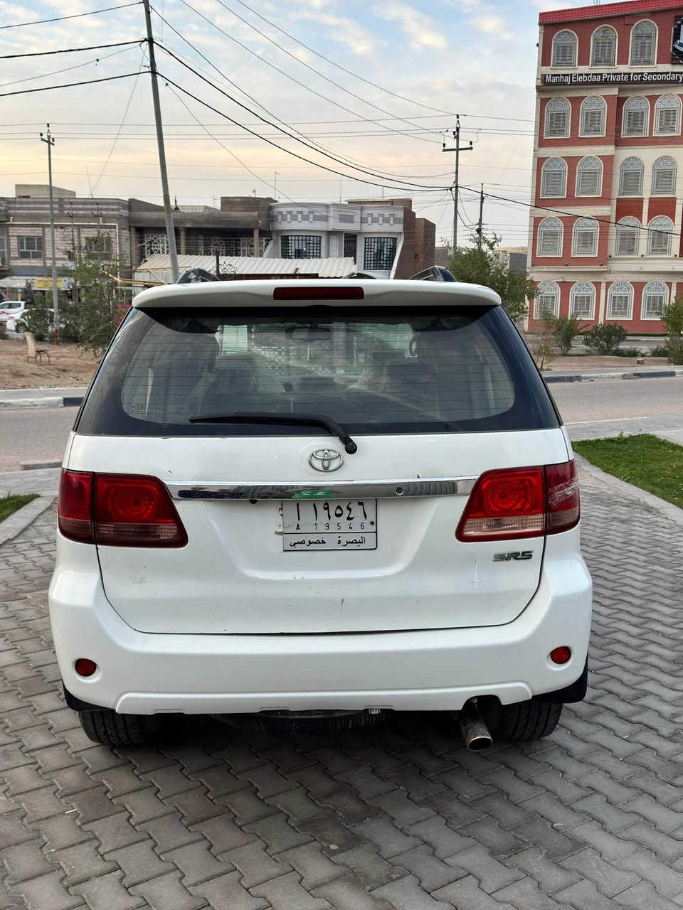 السلام عليكم فورجنر 2006 خليجي رقم بصره مشروع وطني  سته سلندر  كير ومكينه حداديه تبريد تخم تاير  جديد  السياره جاهزه منقصه اي شي  دواخل  بيجي مكفوله من الضربه بيه مكانات صبغ السعر مناسب 118 ورقه 
العنوان/ بصره ياسين خريبط 
تليفون *********** Singapore
