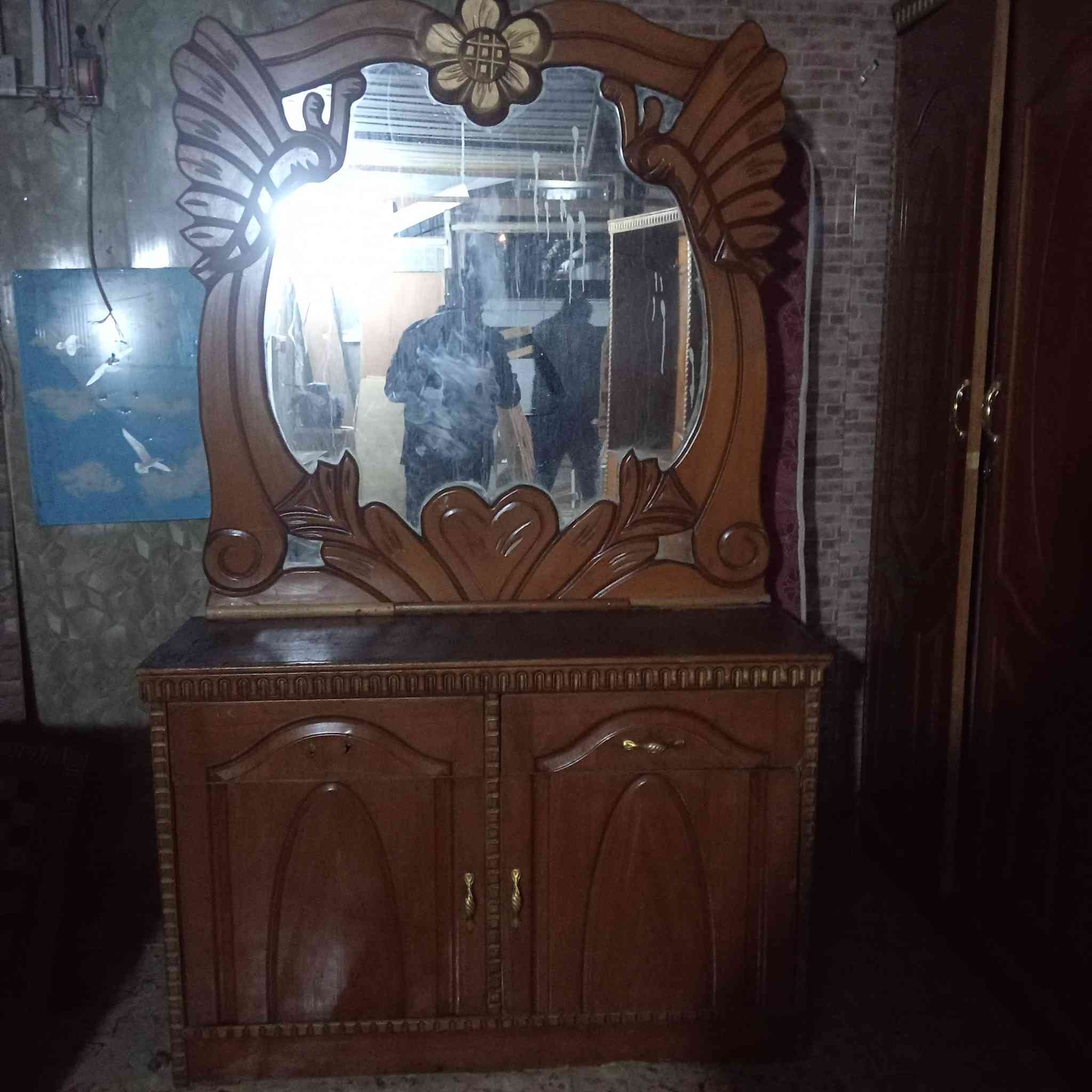 غرفه للبيع السعر 400 صاج ثقيل مكان زعفرانيه ***********
