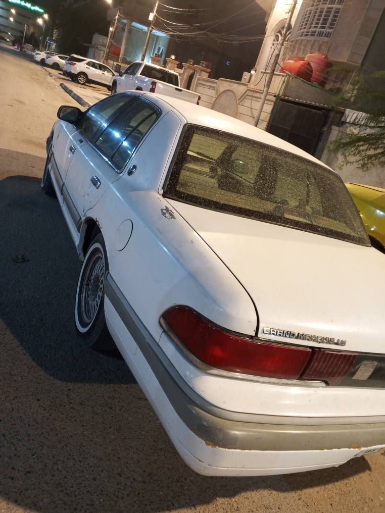 فورد كير كايم مكينه كفاله بلا ديه كهربأيات دواخل تخم تاير لات زنوو عالي ناصي *********** البصرة, العراق
