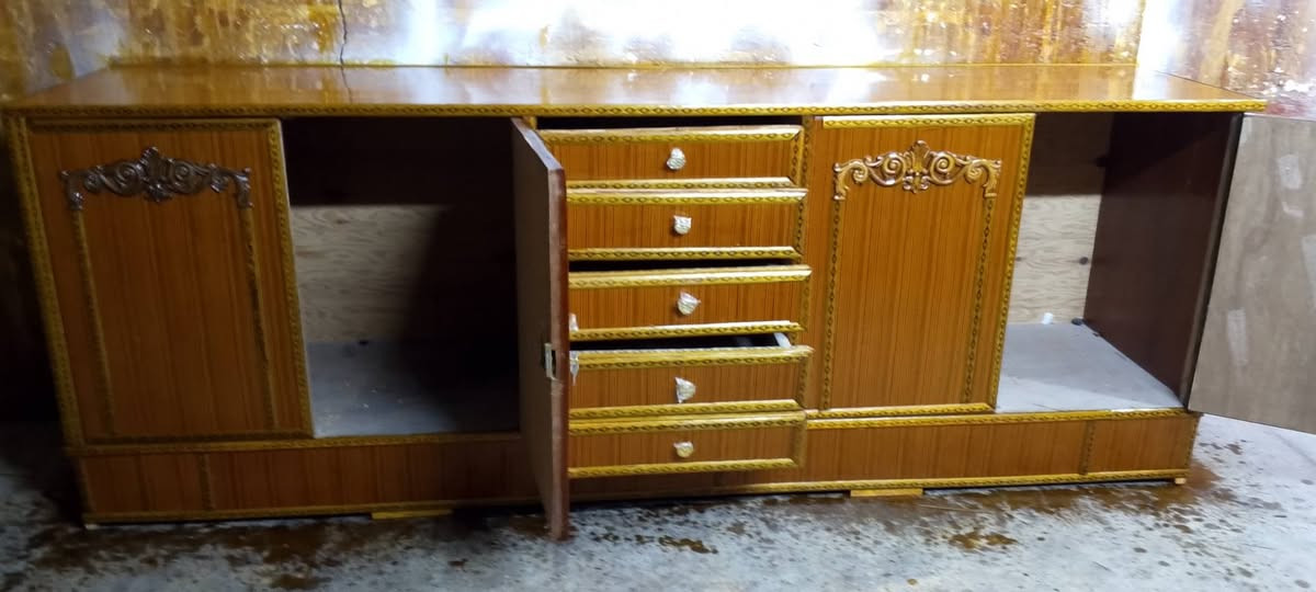 منظد ثلاثة اله ربع لبيع تسكام يوجد خدمه توصيل


**إذا كنت صاحب هذا الإعلان وتريد حذفه لأي سبب، رجاءا أرسل رسالة إلى الدعم الفني**