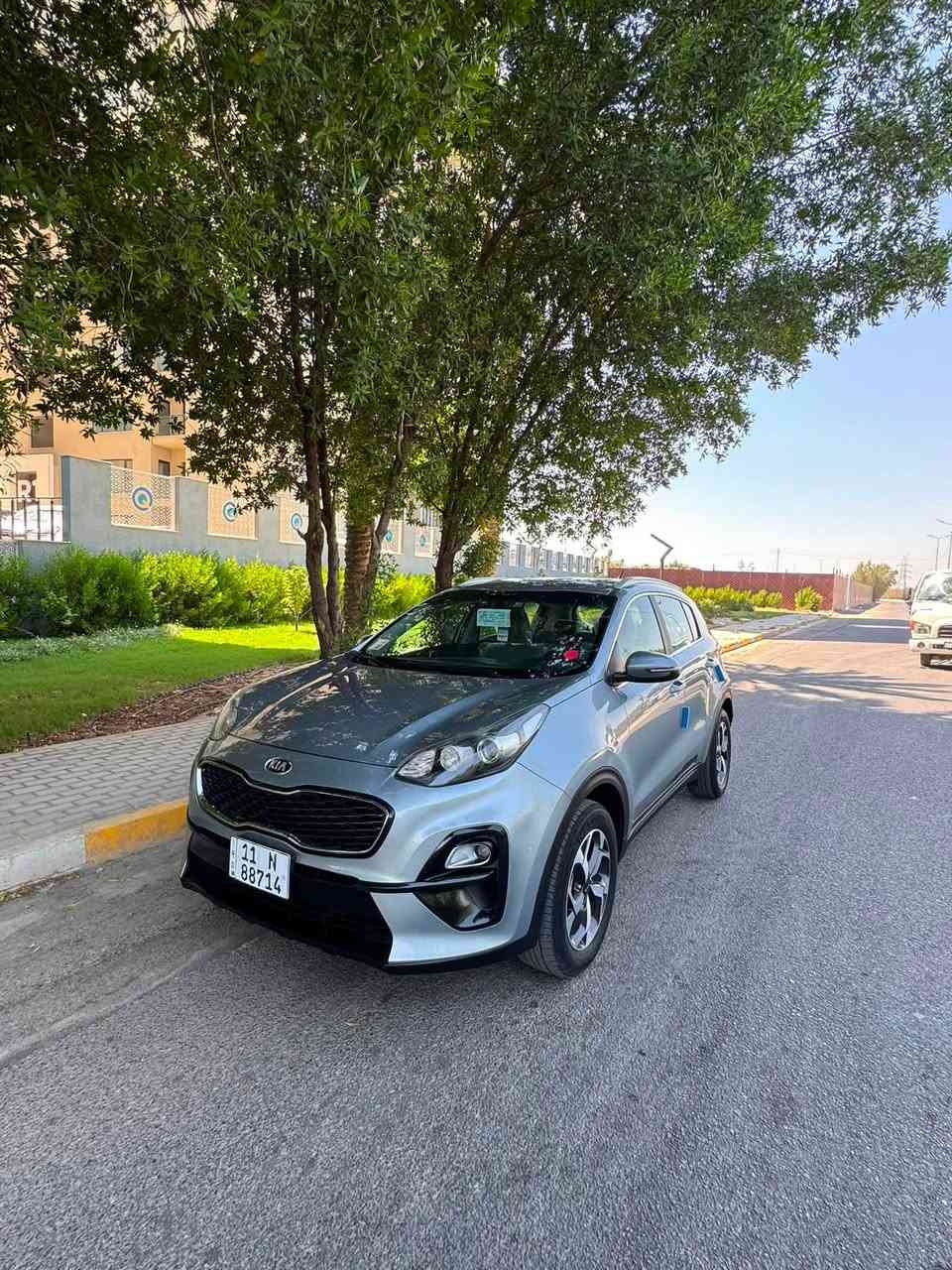 السلام عليكم سبورتج 2020 خليجي سيارة بحالة الوكالة ريحة الشركة بيها سبيرها منازل محرك2000 دوش الممشى 67 بيها ملاحظتين خفيفة قبغ الصندوك الربع الاخير الجوه بي صبغ ع كد شبر وبارد بالجاملغ الايمن فقط العنوان بغداد حي العامل السعر 158 وبيها مجال حگ الجيه ***********
