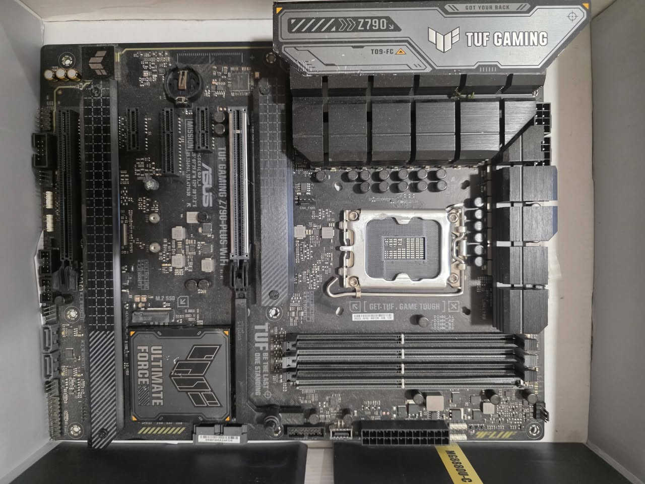 عاطل عاطل
 asus tuf z790
يشتغل يعني توصلة كهرباء بس ما اعرف شنو مشكلة ابيعة عاطل ديكور 
ب 60 الف


**إذا كنت صاحب هذا الإعلان وتريد حذفه لأي سبب، رجاءا أرسل رسالة إلى الدعم الفني**