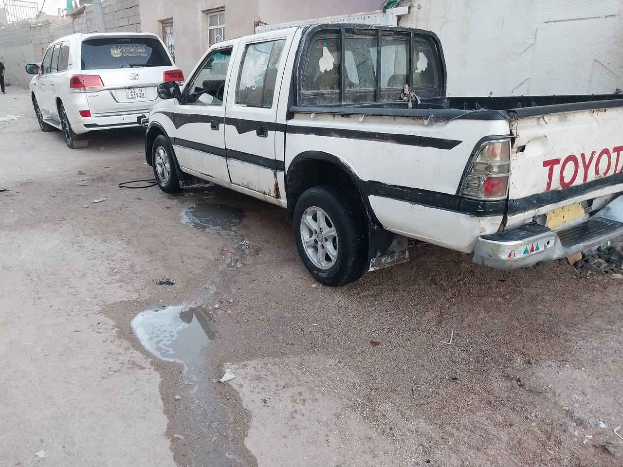 السلام عليكم بيكم 2007 
رقم ذي قار اصفر سنويه مخلصه تحويل ثاني يوم مكينه جديده كير اوتماتيك سياره مال كراب شغل وطلع وين مايعجبك والبدي شوف العين بيع فقط بدون مراوس سعر 18 مكاني بصره ابوالخصيب 
***********
