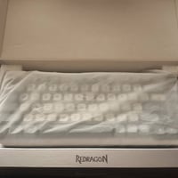 كيبورد للبيع  REDRAGON CYRUS PRO  صوت الاسوج كريمي ناعم  السعر 55 الف ...