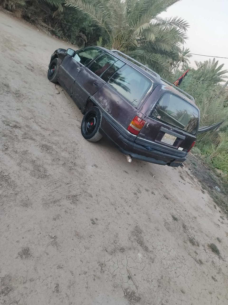 سلام عليكم للبيع اوبلل ستيشن مديل ٩١مكينه وكير شرط حاويه تخم تاير كهربايات كلهه شغاله سيارة جاهزه ترايك وين متريد اطلع السعر 9مكاني نجف مناذره ***********
